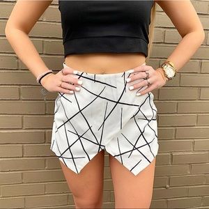 White & Black Geometric Envelope Shorts